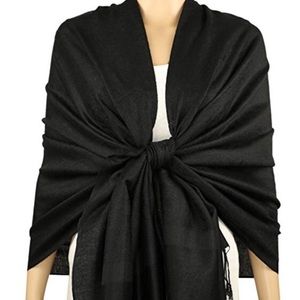 Black pashmina